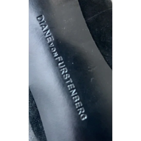 Diane von Furstenberg black "suede/nubuck" platform pumps SZ: 8.5 - Picture 9 of 10